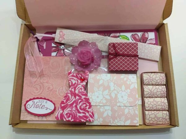 Pretty Little Things Gift Box - Pink