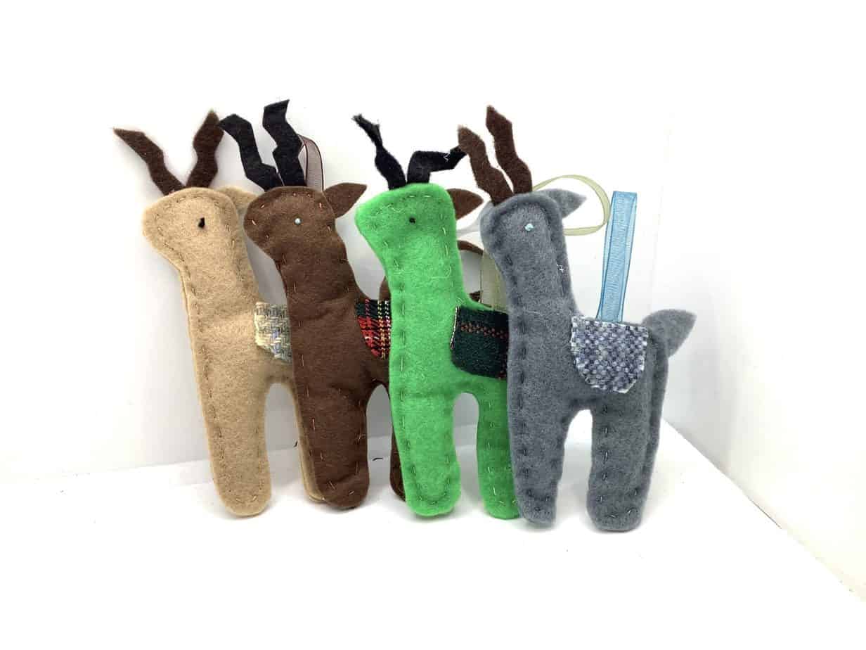 Set of 4 Felt Deer Decorations - Image 1
