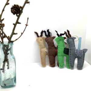 Set of 4 Felt Deer Decorations - Image 4