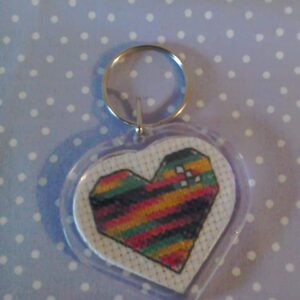 Feeling Groovy cross stitch heart Keyring - Image 3