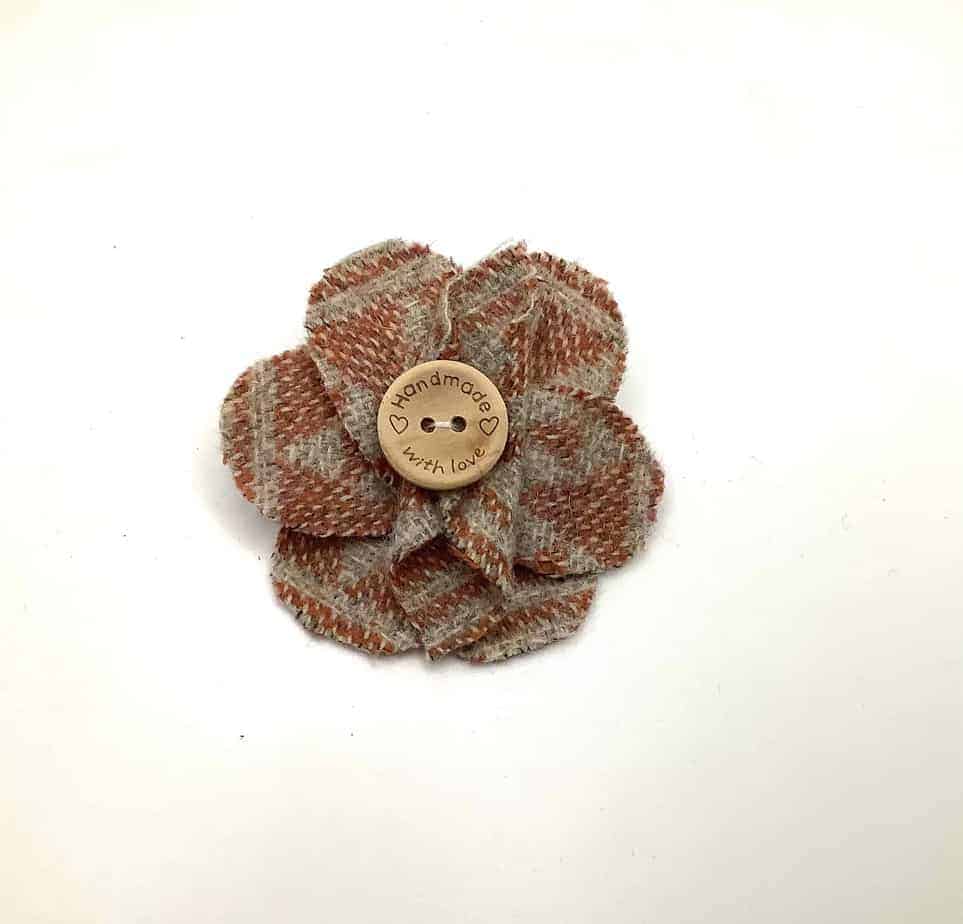 Tweed Brooch - Image 2