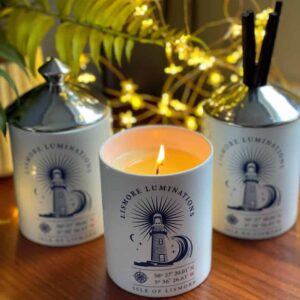 SOLASTA- The HEBRIDEAN- delux CANDLE with Ceramic jar and silver lid - Image 3