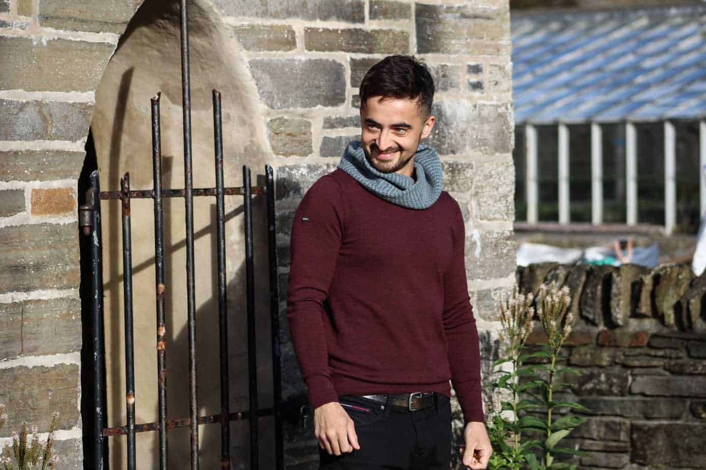 Twisted Neck Cosy - Image 1
