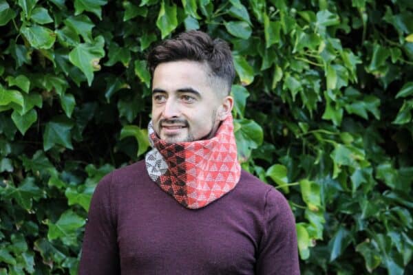 Triple tone triangles grey and hickory neck cosy