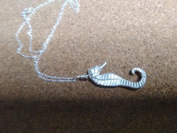 Fine silver seahorse