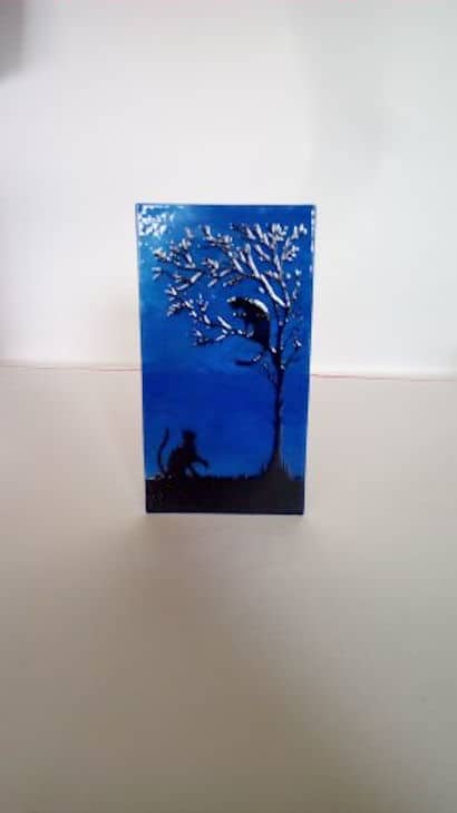 Cat tea light holder