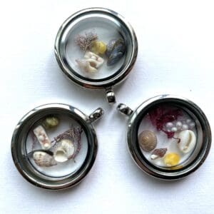 Beach treasure locket - Image 3