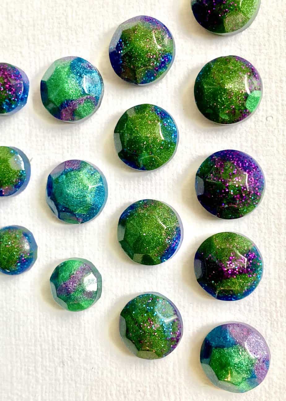 Aurora borealis inspired studs. - Image 10