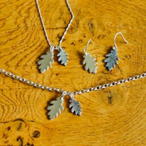 Oak Leaves Earrings - Image 3