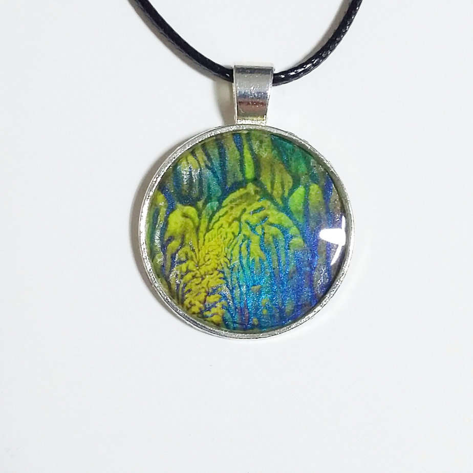 Choice of Aurora Handmade Necklace with Metal Bezel - Image 3
