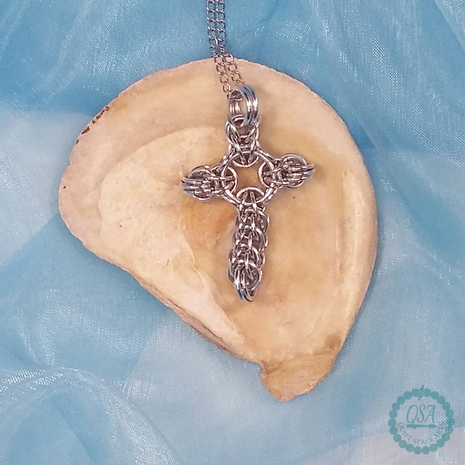 Chainmaille Celtic Cross Necklace - Image 1