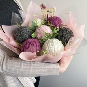 Aister 'oo' Yarn - Image 1